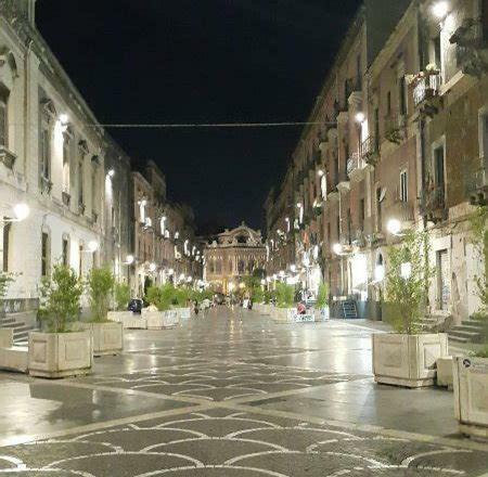 Central Station House Daniele كاتانيا المظهر الخارجي الصورة